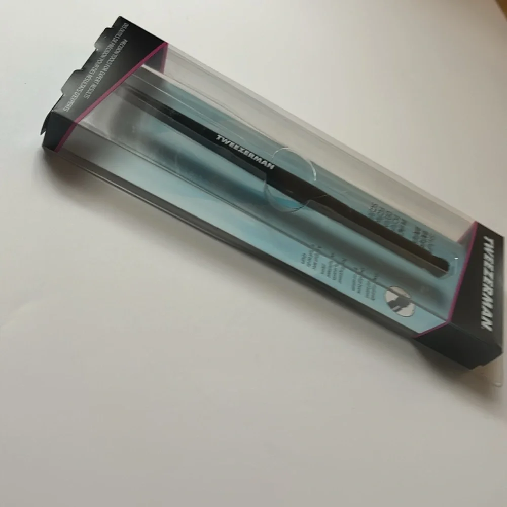 Tweezerman Shaping Brow Brush